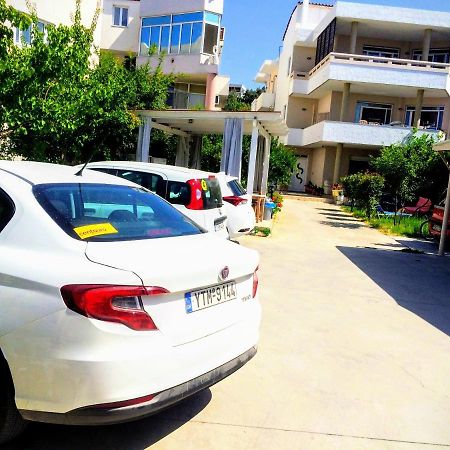 Menelaos Apartments Adelianos Kampos Buitenkant foto